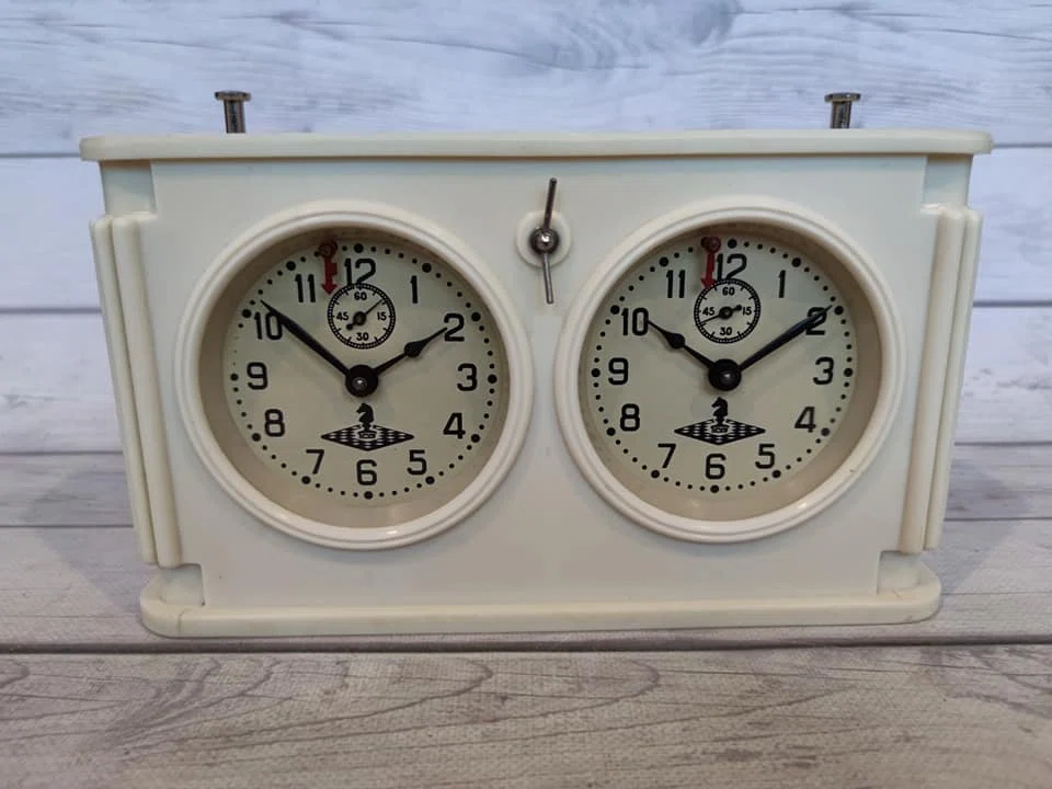 Bakelite and Soviet Material Modernization