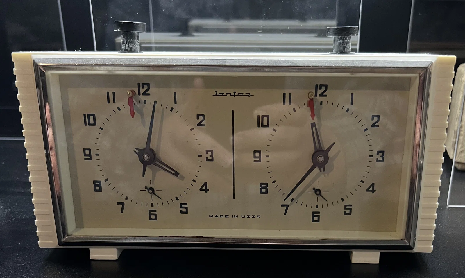 Black Bakelite Jantar Chess Clock