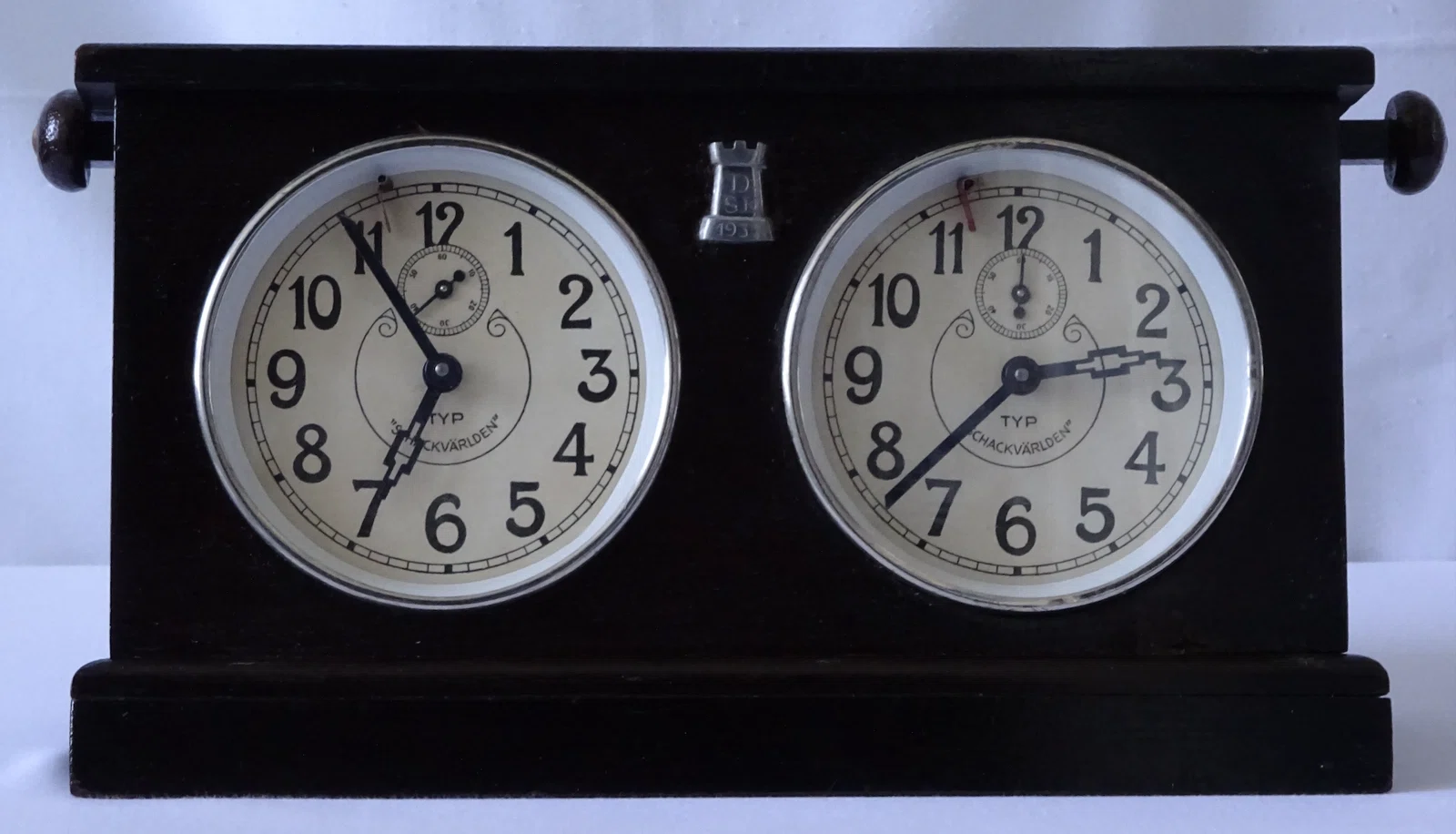 Typ Schackvärlden - A Publisher-Branded Swedish Chess Clock