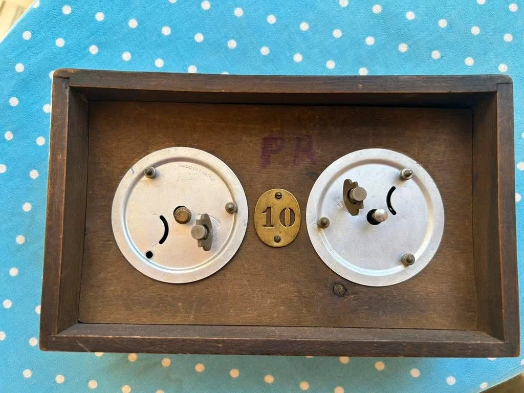 Unidentified French pre-war chess clock, rear view of the two alarm-clock movements